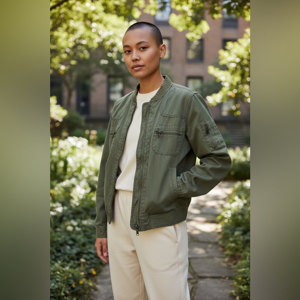 💚Eddie Bauer Army Green Women's Jacket Size Small 💚Excellent Condition!